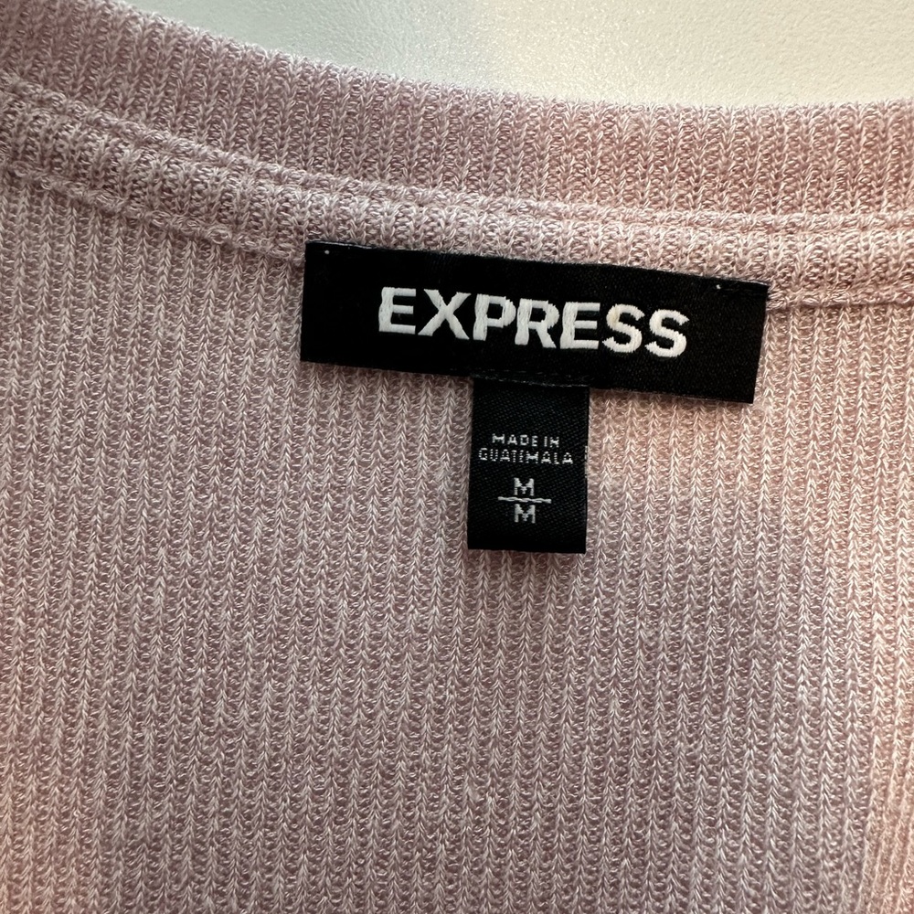 Express tie front 3/4 sleeve - Picture 6 of 6